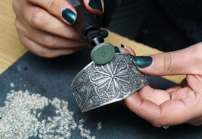 metal_polishing